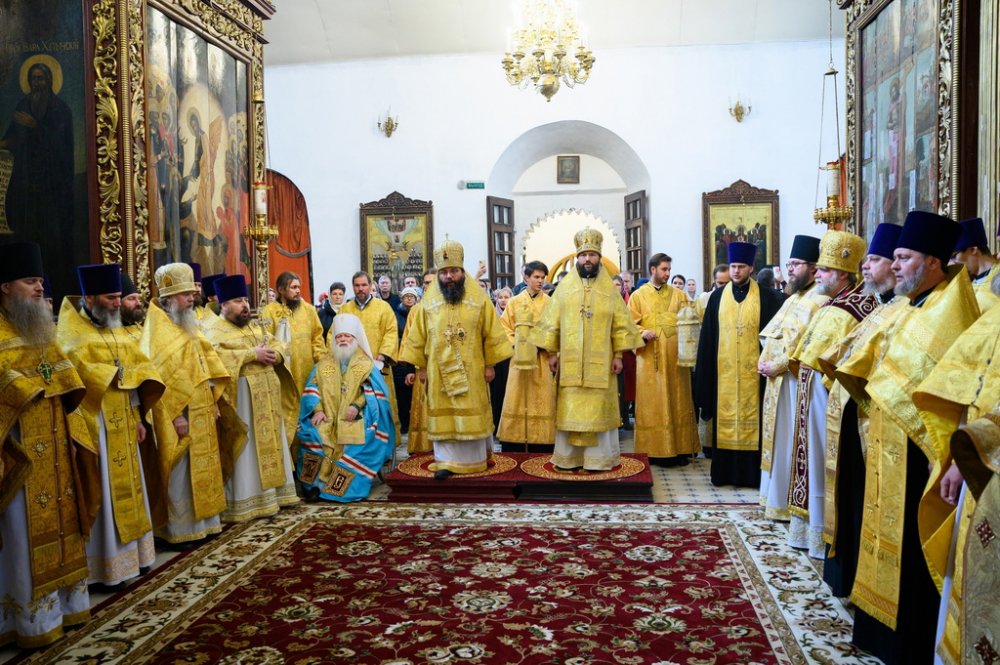 В Псковской епархии торжественно отметили 30-летие возрождения духовного образования на Псковской земле