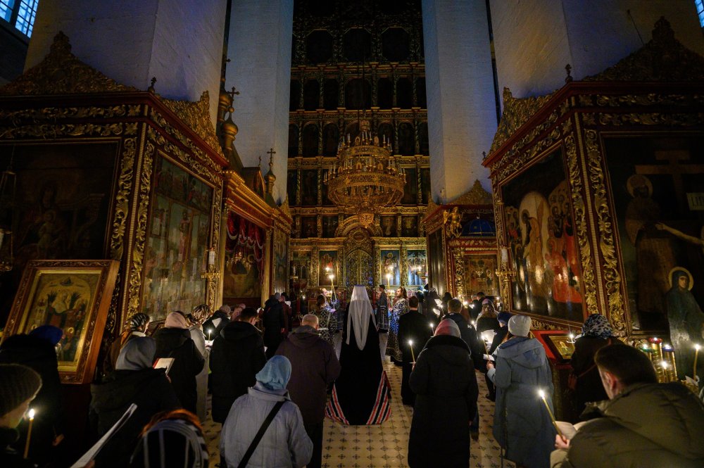 Митрополит Матфей совершил чтение покаянного канона святого Андрея Критского в Свято-Троицком кафедральном соборе