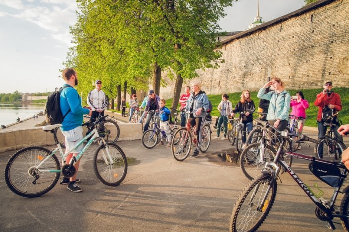 Все на велоэкскурсию по Пскову