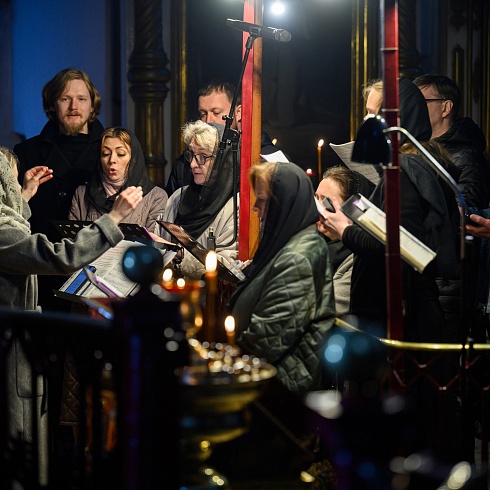 В Великую Среду митрополит Матфей совершил Литургию Преждеосвященных Даров в кафедральном соборе