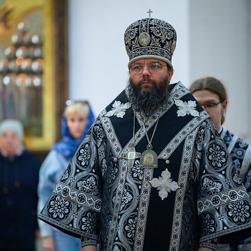 В Великую Среду митрополит Матфей совершил Литургию Преждеосвященных Даров в кафедральном соборе