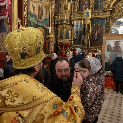 В престольный праздник, день памяти благоверного князя Всеволода-Гавриила, митрополит Арсений совершил торжественные богослужения в Свято-Троицком кафедральном соборе г. Пскова