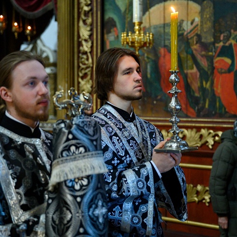 Митрополит Матфей совершил Литургию Преждеосвященных Даров в Свято-Троицком кафедральном соборе