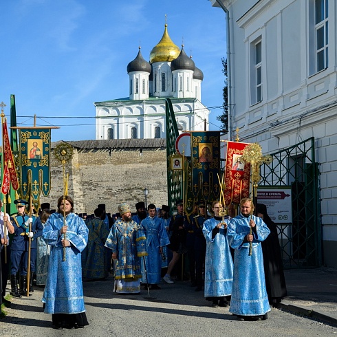 В Псковскую епархию прибыла чудотворная Казанская икона Божией Матери