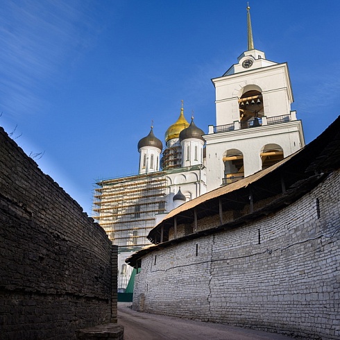 В Неделю Торжества Православия митрополит Матфей совершил праздничное богослужение в Свято-Троицком кафедральном соборе