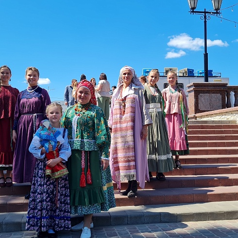 Юные и взрослые участники творческой мастерской «Истоки» Социально-культурного центра «Троицкий» приняли участие в XXXIІ Международном фестивале искусств ”Славянский базар в Витебске“