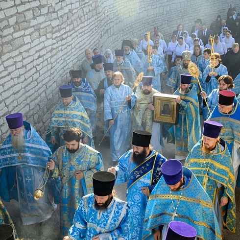 В Псковскую епархию прибыла чудотворная Казанская икона Божией Матери