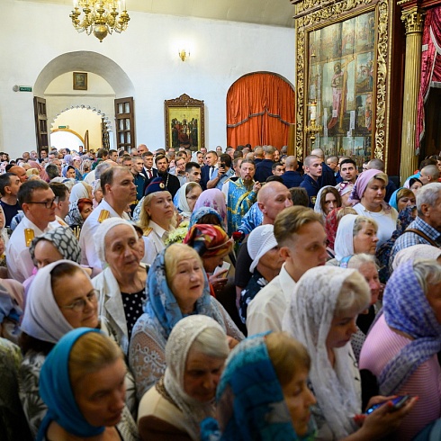 В Псковскую епархию прибыла чудотворная Казанская икона Божией Матери