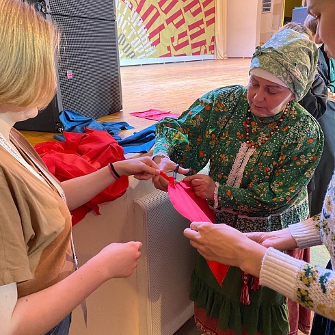 Творческая мастерская "Истоки" СКЦ "Троицкий" побывала на форуме в Печорах