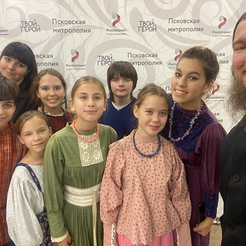 Творческая мастерская "Истоки" СКЦ "Троицкий" побывала на форуме в Печорах