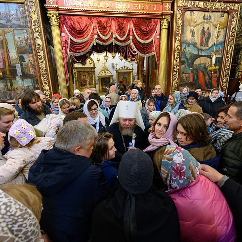 Прощальную Литургию в Свято-Троицком кафедральном соборе города Пскова совершил митрополит Симферопольский и Крымский Тихон