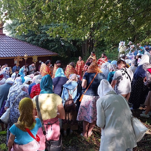 Престольное торжество молитвенно отметили на подворье Свято-Троицкого кафедрального собора