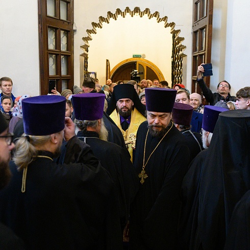 Епископ Псковский и Порховский Арсений прибыл на Псковскую кафедру