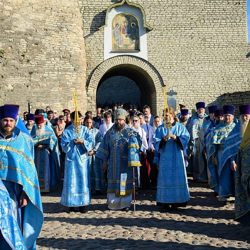 В Псковскую епархию прибыла чудотворная Казанская икона Божией Матери