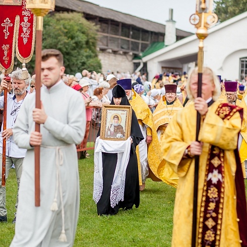 Празднование Дня святой княгини Ольги прошло в Пскове. ФОТО