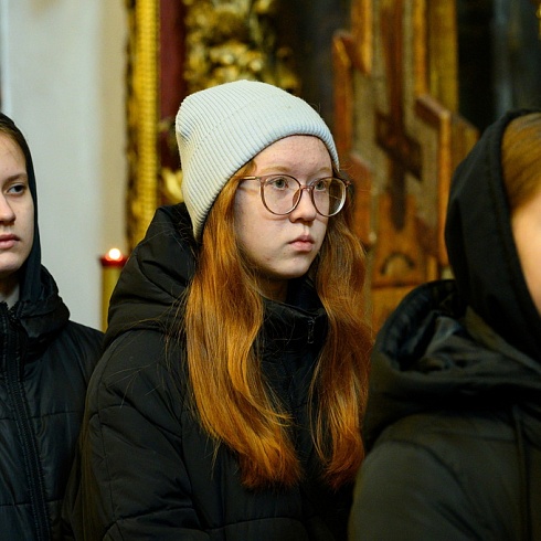 В Неделю Торжества Православия митрополит Матфей совершил праздничное богослужение в Свято-Троицком кафедральном соборе