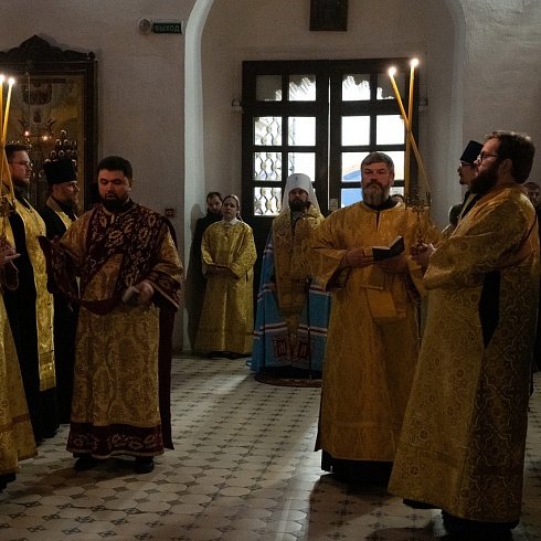 В престольный праздник, день памяти благоверного князя Всеволода-Гавриила, митрополит Арсений совершил торжественные богослужения в Свято-Троицком кафедральном соборе г. Пскова