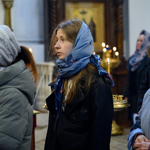 В Неделю Торжества Православия митрополит Матфей совершил праздничное богослужение в Свято-Троицком кафедральном соборе