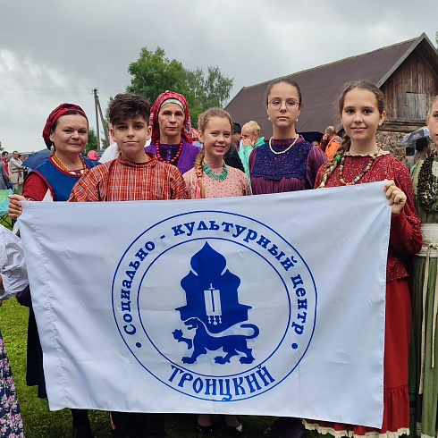 Творческая мастерская «Истоки» социально-культурного центра «Троицкий» выступила на фестивале народа сето «Сетомаа. Семейные встречи» 