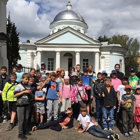В СКЦ "Троицкий" завершила свою работу вторая смена Городского православного лагеря дневного пребывания «Радость»